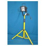 Halogen Single Lamp Work Light on Tripod