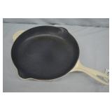 Le Creuset Sig Enameled Cast Iron 9" Skillet #23