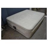 Intex Full Size Inflateable Air Mattress w/ Pump