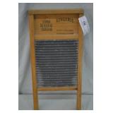Antique National No 702 Lingerie Washboard