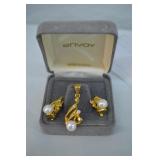 Set Gold over Silver Pearl Earrings & Pendant