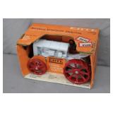 Ertl USA Antique Fordson Tractor 1/16 Die-Cast