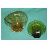 2pc Antique Crackle Glass Top Hats