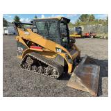 CAT 257B track skid loader either 2005 or 2006 runs and functional
