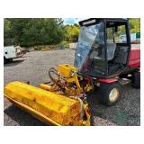 1992 Toro Groundsmaster 455-d with broom