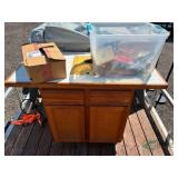 Router cabinet with numerous bits