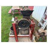Apple cider slicer and press, has electric motor for slicer