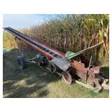 Case elevator with transport, 28 ft long, gas engine