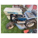 Ford 100 Lawn Tractor with mower deck