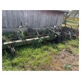 John Deere 3 point row cultivator, rolling shields, 6 row