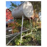 Gravity flow fuel tank with stand