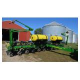 John Deere 1760 Planter 12 Row Maxemerge Plus