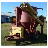 New Holland 353 Feed Grinder