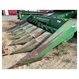 John Deere 643 Corn head, tin snouts