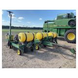 John Deere 7240 planter, 6 row, set up for liquid. Has monitor