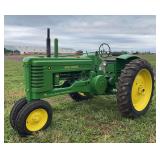 1947 John Deere B, row:1