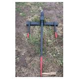 Tractor bucket round bale spear, row:4