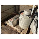 Semen tank and tool box, bldg:green