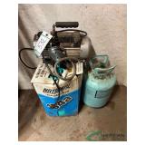 Air conditioner recharge equipment