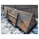 Large skid steer bucket