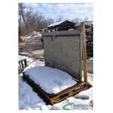 Steel frame lift platform