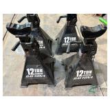 4 Jack stands