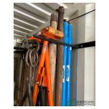 Cant hooks and log tongs