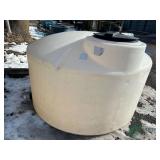 550 Gallon poly tank