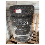 Rough country 20" rims 35 x 12.5 x 20 tires, bldg:locked