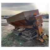 Henderson chief stainless steel 3 yard hydro driven salt spreader, row:3
