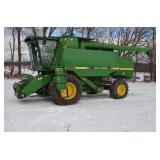 John Deere 9600 Combine