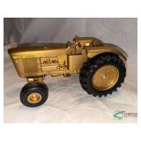 John Deere 5020 - Golden