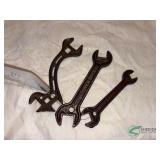 Vintage Deere Mansur Co. box end wrenches