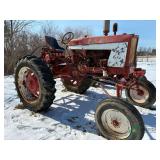 International Hi-Crop tractor