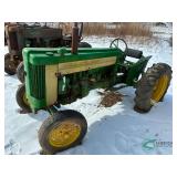 John Deere 320