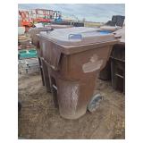 (2) trash hoppers, row:4