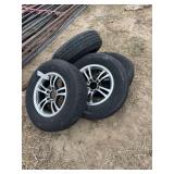 Trailer Tires 15' 5 on 4 1/4 lug pattern, row: 5