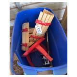 Apple cider press, bldg:green