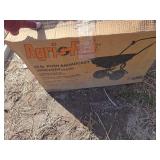 Agri-fab 85 lb broadcast salt spreader, row:6