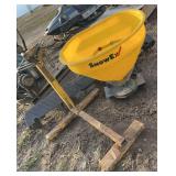 Snow EX spreader, 2008-2010 Ford Super Duty bumper, engine stand, row: 6