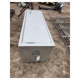 Aluminum toolbox for pickup, row: 5