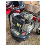 4 gallon pan type air compressor, bldg:grn