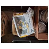 (2) Caterpillar 24 volt lights (24V4578), bldg:locked