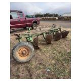 John Deere 416 model 145H plow (2) extra bottoms, row: 7