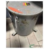 Vevor Grease Bucket