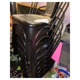 (7) Standard metal chairs