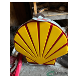 Shell and Texaco sign