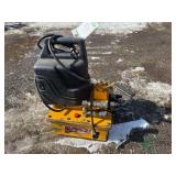 M Mach Hydraulic Pump with electric motor and valves