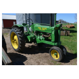 John Deere A narrow front