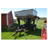 Willmar fertilizer tandem axle trailer